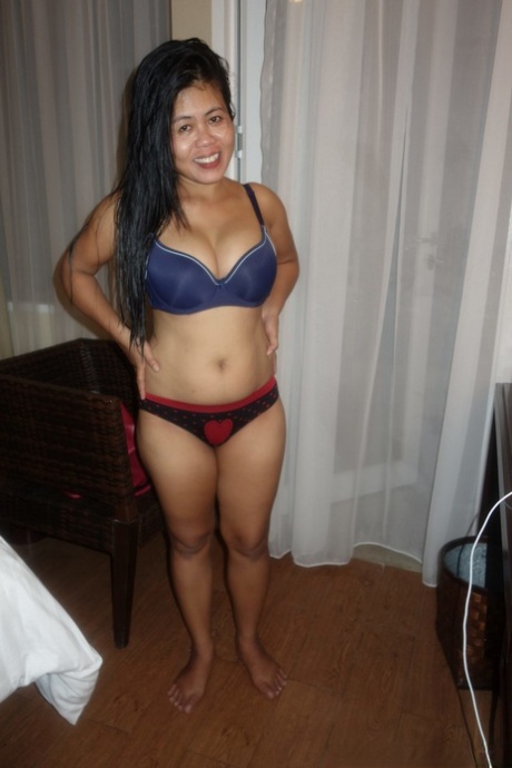 uncut mature fat re curtains hot nude images