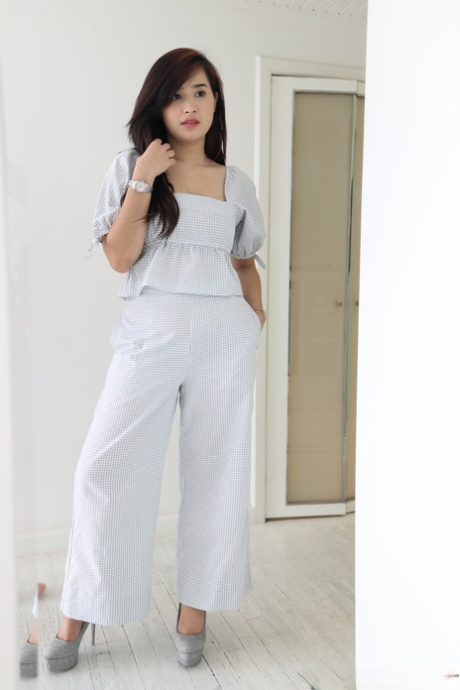 thick ts girl hd photo