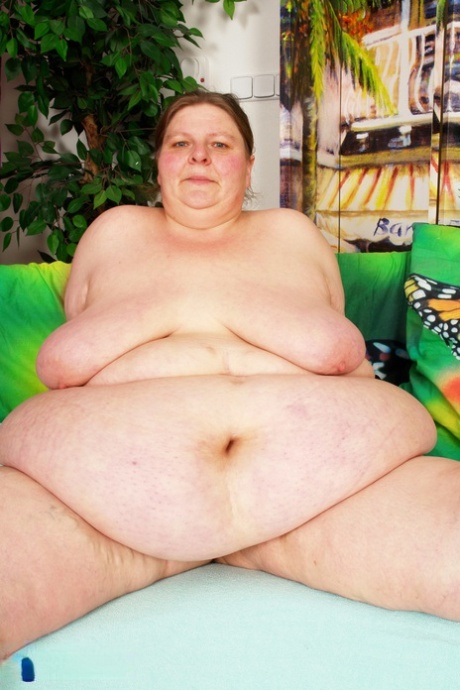 bbw granny pear free naked picture