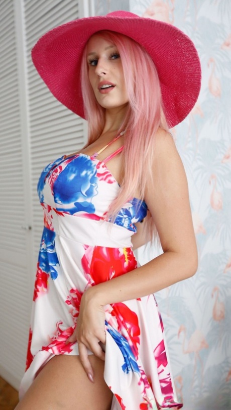 bbw girls solo naked images