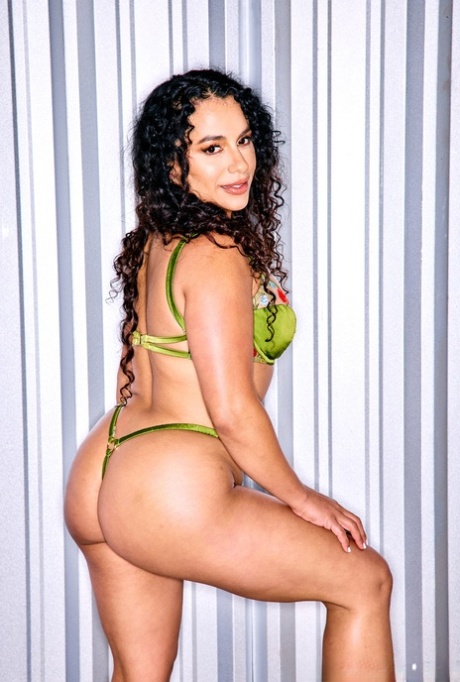thick ass spread selfie art xxx img
