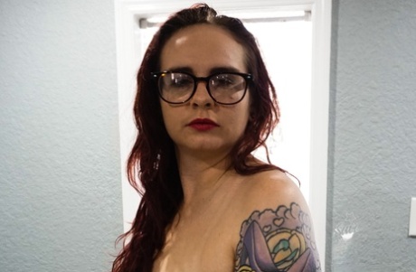 sexy hot bbw shanice sucks and fucks big cock with cumshot free naked picture