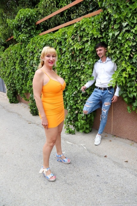 bbw reach around hot images