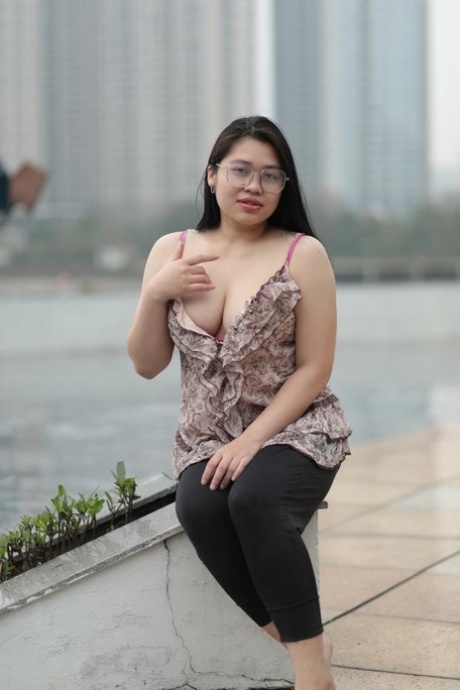 bbw latina small tits beautiful xxx archive