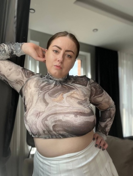 thin waist thick porno pictures