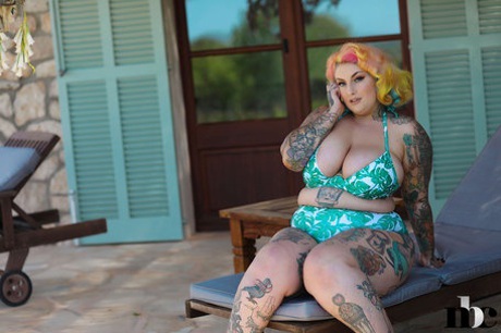 pale blonde bbw sexy nude images
