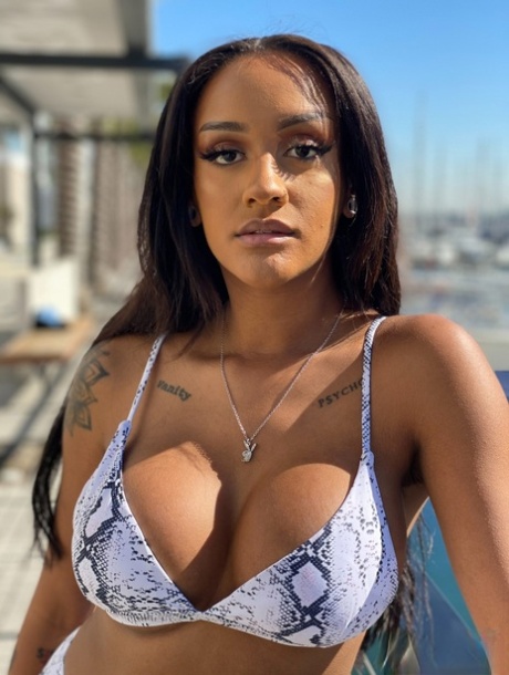 bbw hermaphrodite sexy pics