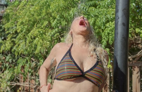 fat thin lesbian art xxx image