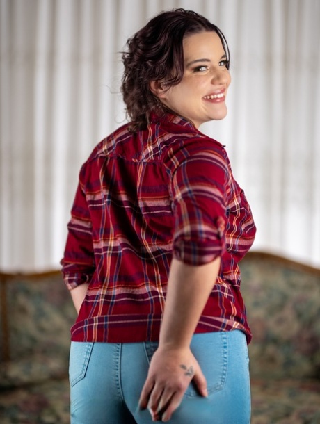 chubby teen dildo squirt sexy gallery