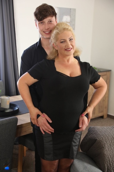 chubby mom son living room nudes photos