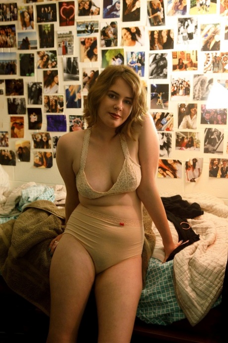 fat girls with small tits free xxx galleries