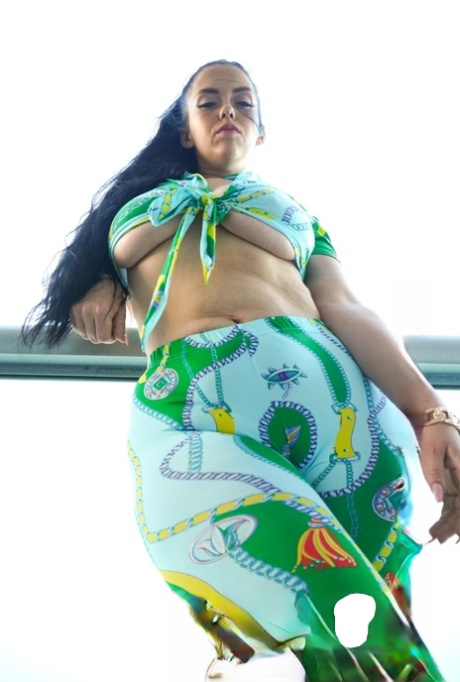 chubby amatuer women hot porn pic