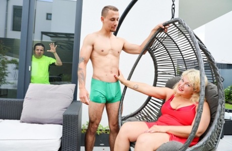 harlots enjoy thick ramrod therapy art xxx pics