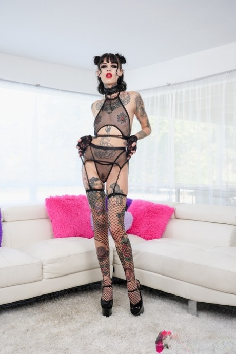 fat girl domination free gallery