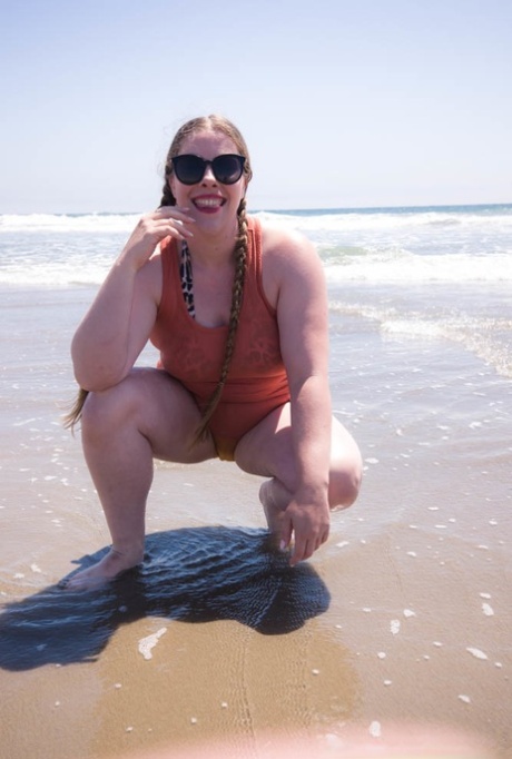 thick big booty women free sexy photos