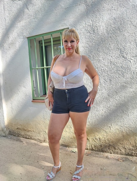 bbw dreadlocks hot naked image