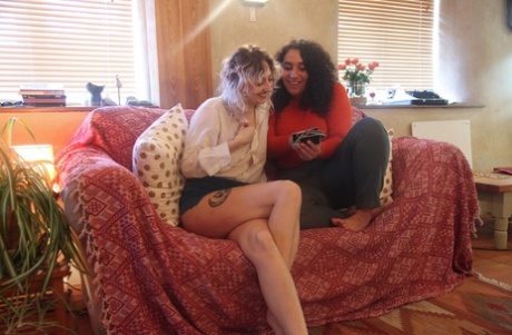 crazy curvy beautiful naked pictures