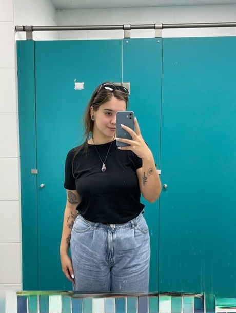 bbw lesbians ass exclusive photo