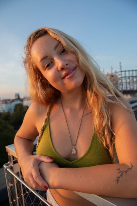 curvy stepsis pov erotic image