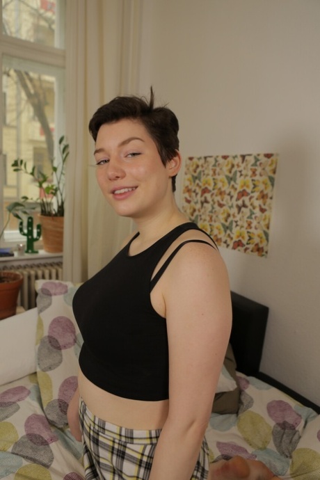thick busty granny sexy xxx archive