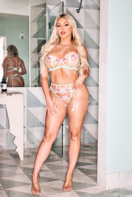 monique east bbw exclusive img