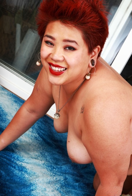 bizarre double penetration with one busty and chubby adult images