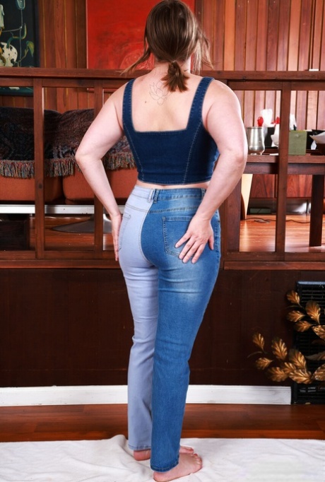 bbw mom loves to show off for me sexy nude galleries
