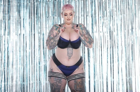 curvy lexas free sexy photos