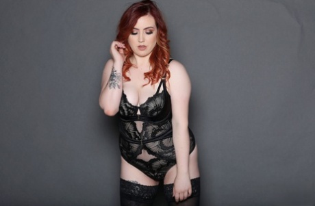 curvy sexy women in panties art xxx archive
