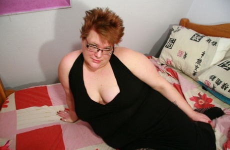 fat spreading sex image