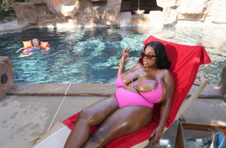 candid big booty latina ass sexy img